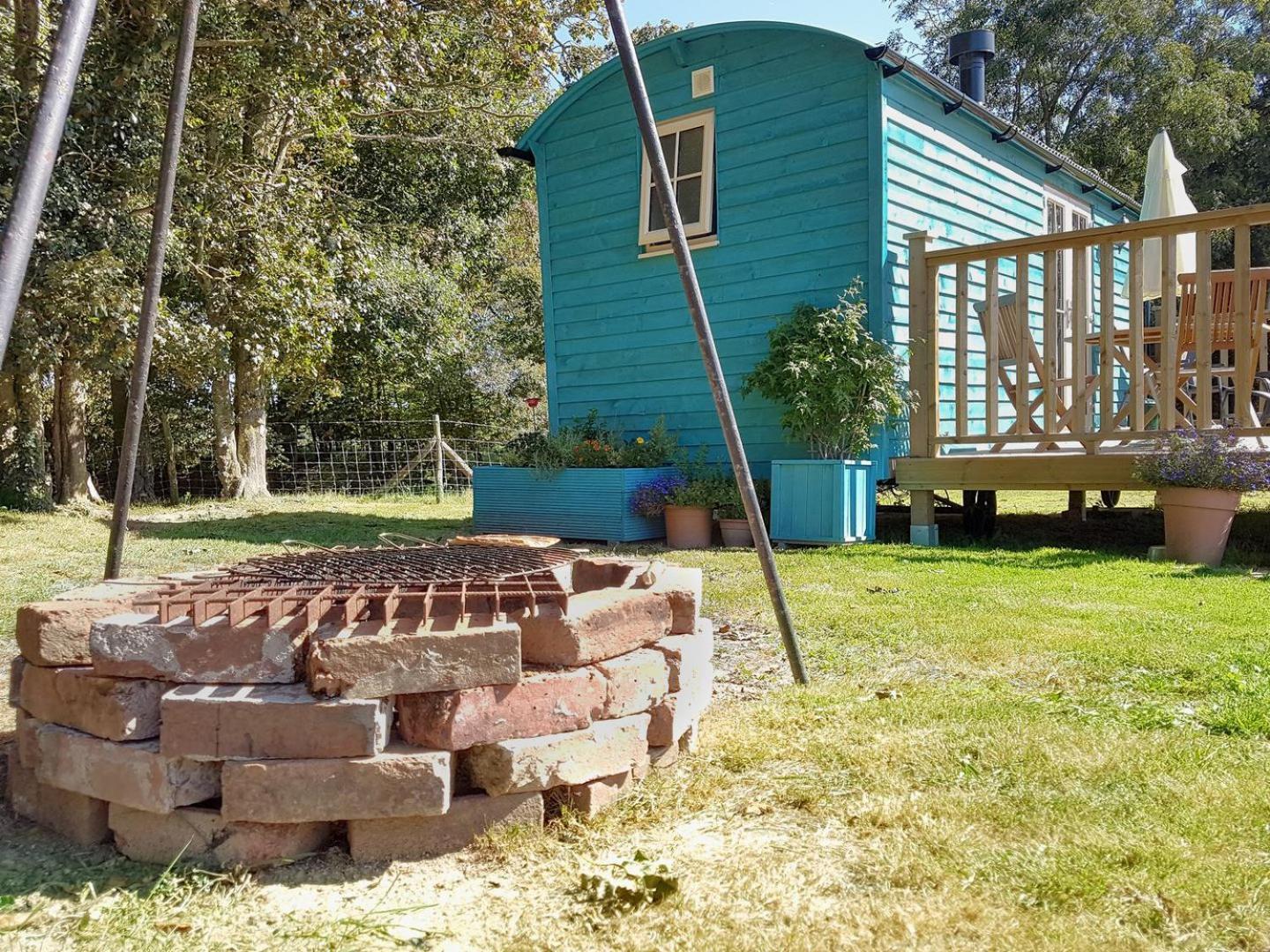 The Shepherds Hut Herstmonceux Luaran gambar